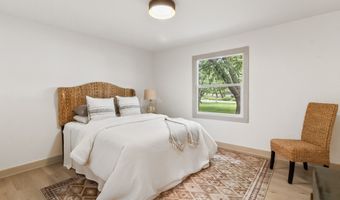 8246 Windcombe Blvd, Indianapolis, IN 46240