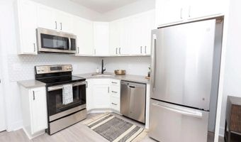 1742 FLEET St 303, Baltimore, MD 21231