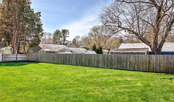 7 Court Ave, Barrington, RI 02806