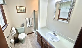 244 MILLER, Akron, PA 17501