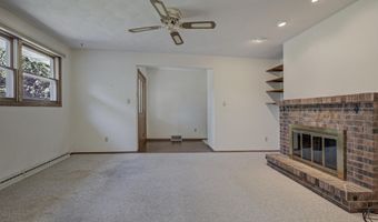 1016 E MARNIE Ln, Appleton, WI 54911