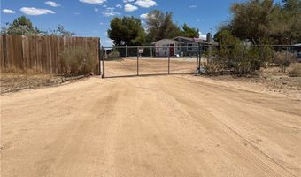 11033 Chipmunk Rd, Apple Valley, CA 92308