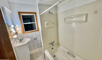 221 W Center St, Alma, MI 48801