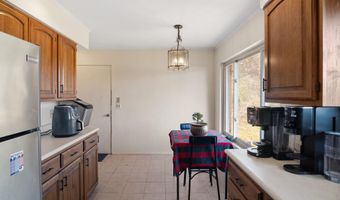 4105 Riverview Dr, Alma, MI 48801