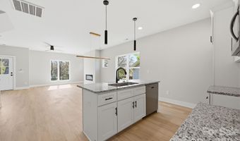 1431 Hilltop St, Albemarle, NC 28001