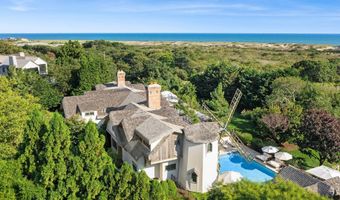 14 St Mary's Ln, Amagansett, NY 11930