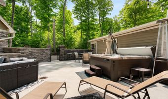 7105 SE Torch Lake Dr, Alden, MI 49612