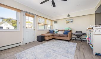 37 New Point Pl, Amityville, NY 11701