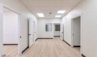 317 N Willis St Suite 2, Abilene, TX 79603