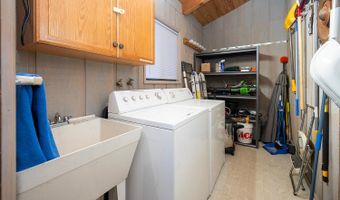 1760 Medina Dr, Arnold, CA 95223