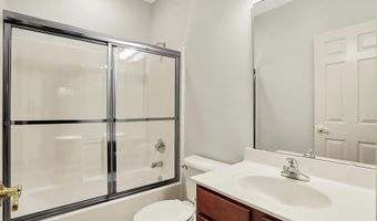 4498 Nottinghill Dr, Avon, IN 46123