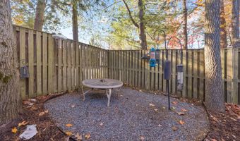 954 BREAKWATER Dr, Annapolis, MD 21403