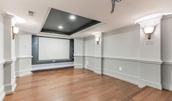5823 GOLDSBORO Rd, Bethesda, MD 20817