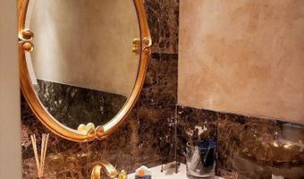 1530 KEY Blvd 1319, Arlington, VA 22209