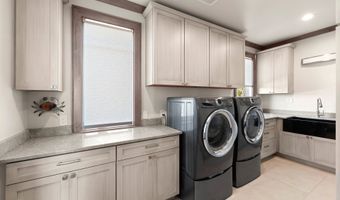 2488 BEACH LOOP Dr, Bandon, OR 97411
