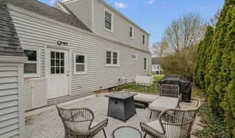 28 Mill Creek Rd, Branford, CT 06405