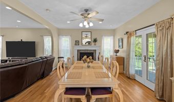 386 Tourtellot Hill Rd, Glocester, RI 02814
