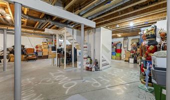 39 Brittany Dr, Bayville, NJ 08721