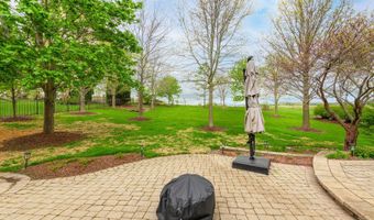 3025 Woods Creek Ln, Algonquin, IL 60102