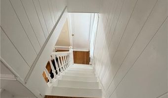 49 Connection St, Newport, RI 02840