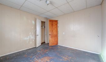 909 W Minnesota Ave, Chickasha, OK 73018