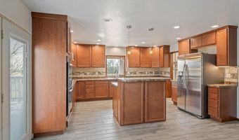 4802 OASIS St, Cheyenne, WY 82009