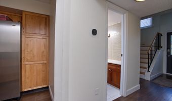 416 Greenhill Ct, Albany, NY 12203