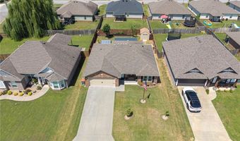 209 Bridgewater Dr, Barling, AR 72923
