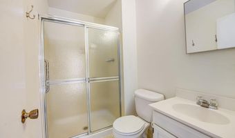 5112 BRADFIELD Dr, Annandale, VA 22003