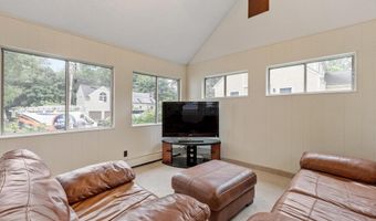 12 Hunt Rd, Bedford, MA 01730