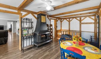 9513 Sequoia Ct, Affton, MO 63123