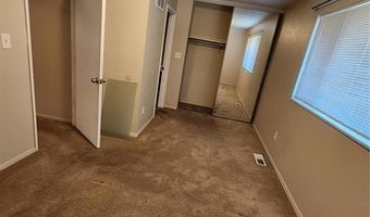 815 Portsdown Rd, Ballwin, MO 63011