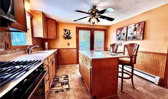 78 Viola Ave, East Providence, RI 02915