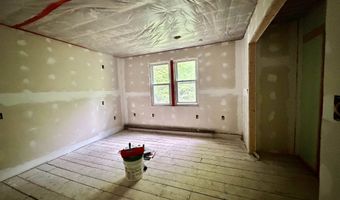 339 Cates Hill Rd, Berlin, NH 03570