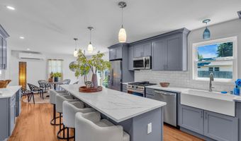 168 Leonardville Rd, Belford, NJ 07718