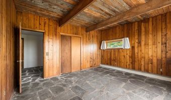 1035 Mohegan Trl, Block Island, RI 02807