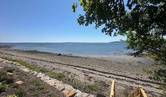 11 Treat St, Belfast, ME 04915