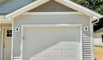 382 Oak St, Austin, IN 47102