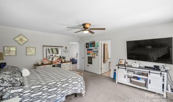 712 Coventry Dr, Albemarle, NC 28001