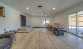 612 Momar Ln, Escondido, CA 92027