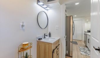 4702 MEADE St NE, Washington, DC 20019