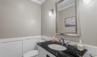 725 Viewmont Dr, Asheboro, NC 27205