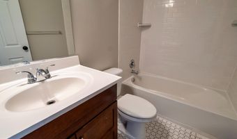 1805 E LAMLEY St, Baltimore, MD 21231