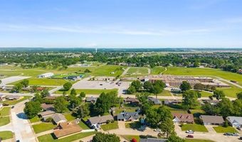 5916 Cornell Dr, Bartlesville, OK 74006