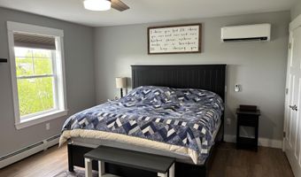 48 Mountain View Dr, Auburn, ME 04210