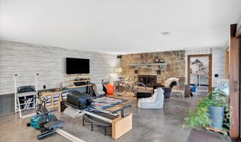 7873 Highway O, Ash Grove, MO 65604