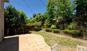 2052 Santo Domingo, Camarillo, CA 93012