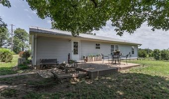 9009 NW County Road 2002, Amoret, MO 64722