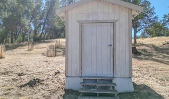 5952 Happy Valley Rd, Anderson, CA 96007