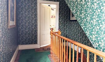 18 Barney St Barney Ct, Newport, RI 02840